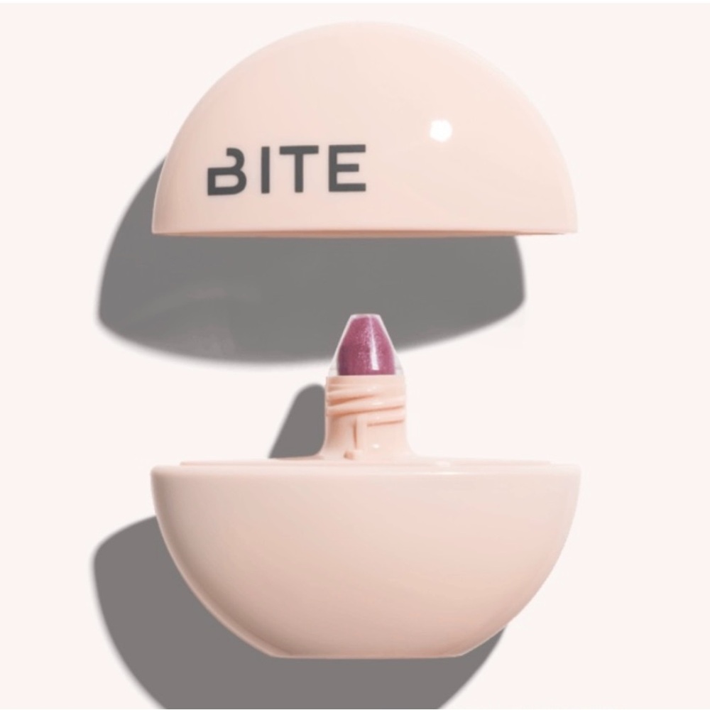 Bite Beauty Daycation Whipped Blush: Hibiscus Slush